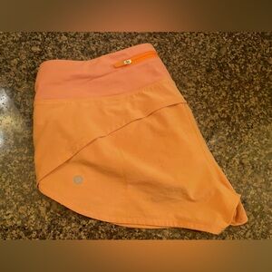 Lululemon shorts size 6, 2.5 inch